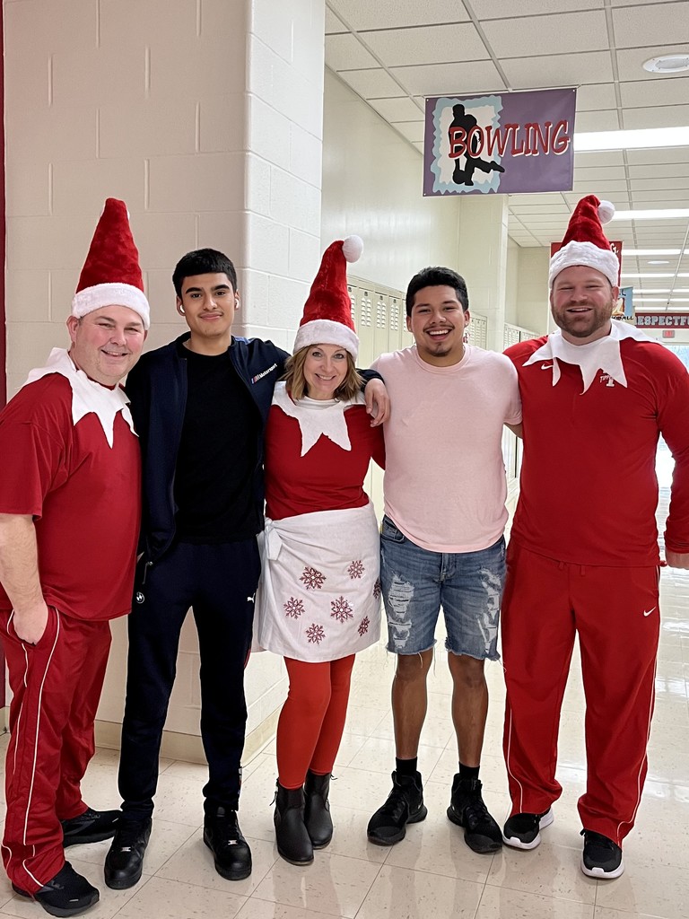 Students with buddy the elf