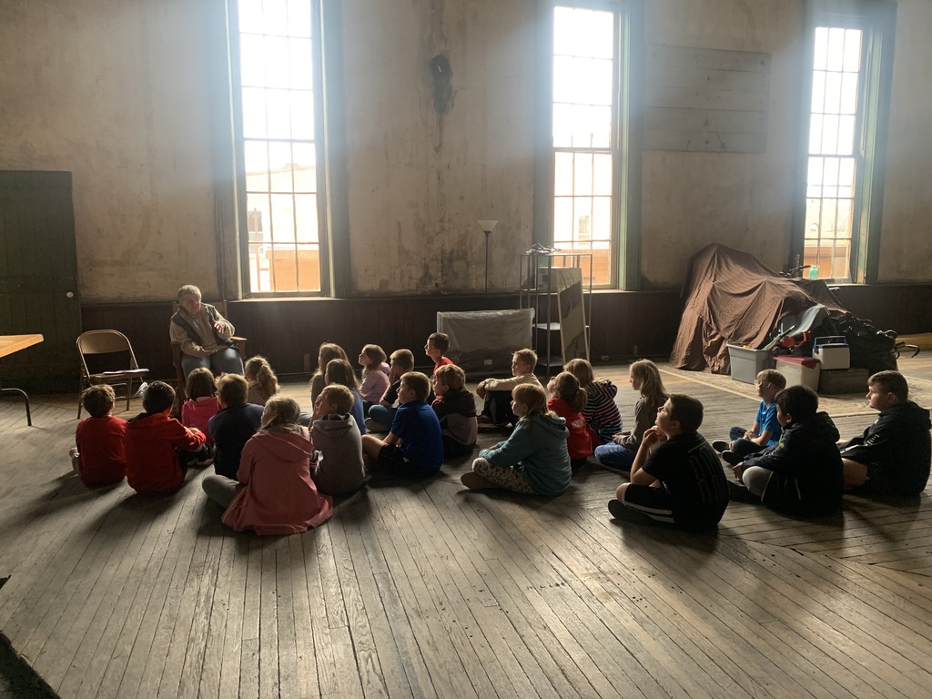 3rd grader learn about the Opera House in Tipp City.