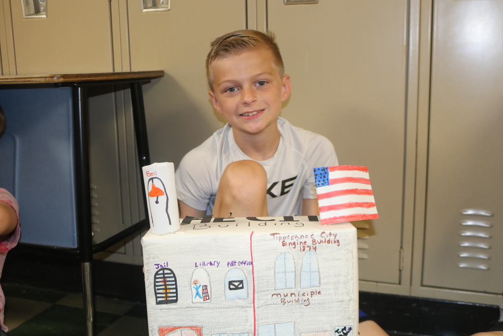 A student recreated the City Building for his float.