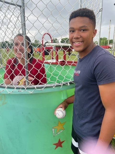A TMS student dunked his teacher at the dunk tank. 