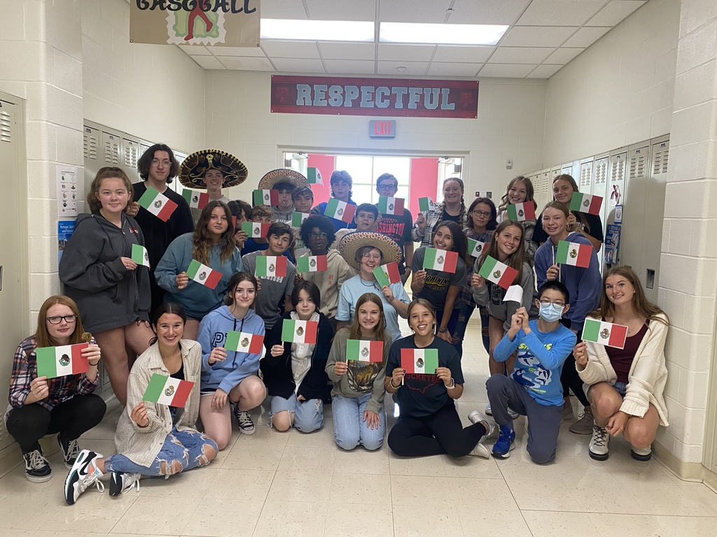 THS students who off their Mexican flags.