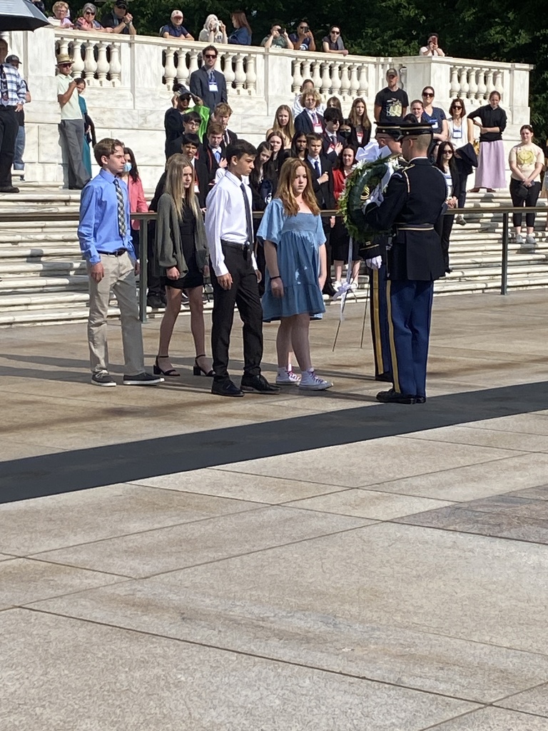 TMS students at Laying of the Wreath